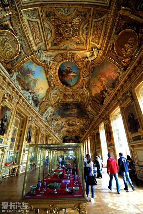 历史的见证—卢浮宫珍宝馆