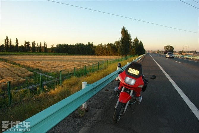 宝马R1100RS小跑_宝马摩托论坛_XCAR 爱卡