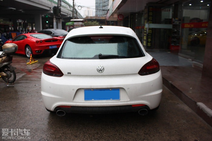 上海出售11年新款大众尚酷R 白色 8月份牌照 