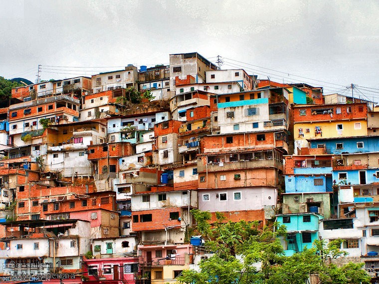 委内瑞拉人民告诉你:房子的价值是零!