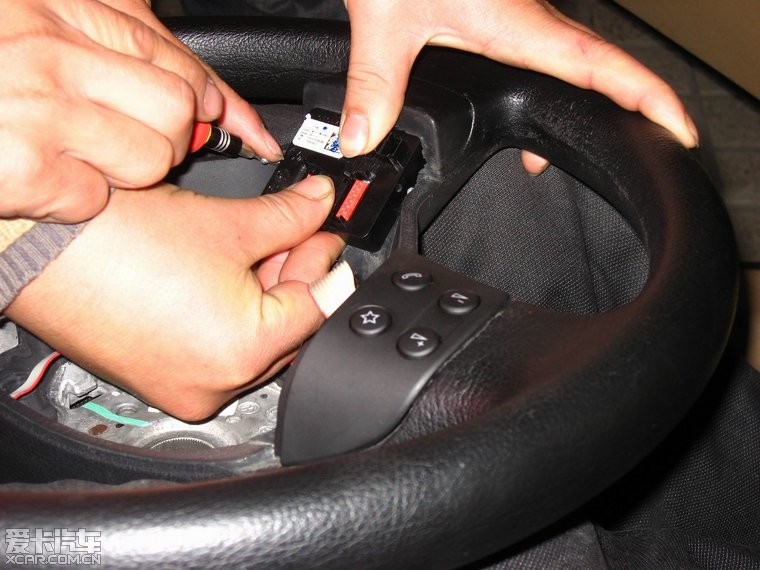 08年速腾加装多功能按键、巡航、自动头灯、