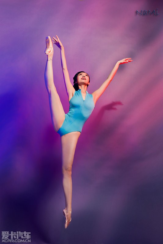 网上首发一组中央芭蕾舞团独舞演员的套片_上