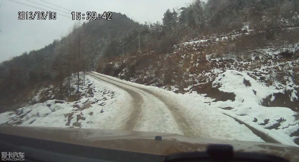 小指挑战冰雪及湿滑泥泞路面(90楼2月4日再次挑战冰雪路面)