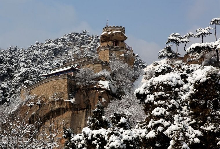 > 雪后拍医巫闾山