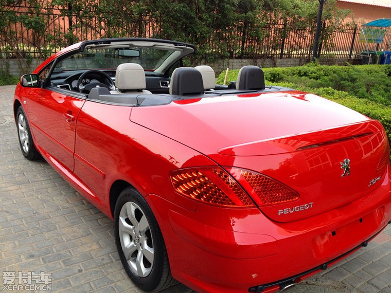 北京出售:准新车标志307CC 硬顶敞篷跑车!夏天