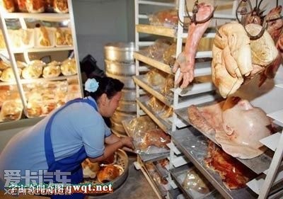 世界上最恐怖的人尸面包店 竟卖 人肉 (组图)_上