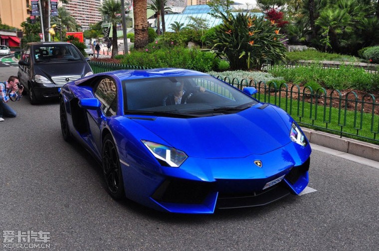 兰博基尼lp700蓝色,兰博基尼lp700黑色 很少见的蓝色 兰博基尼 aventador 大牛 lp700