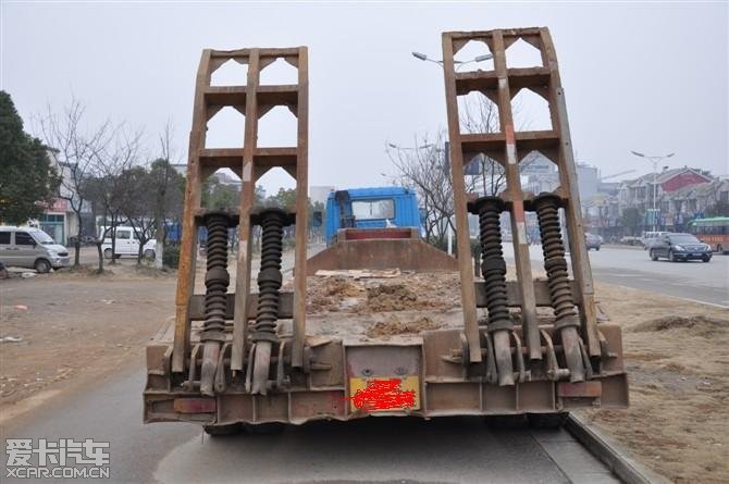 福州地区出售解放牌挖掘机拖车,手续齐全,整车