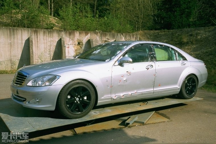 梅赛德斯 - 奔驰新款S600普尔曼卫队防弹车 - 第