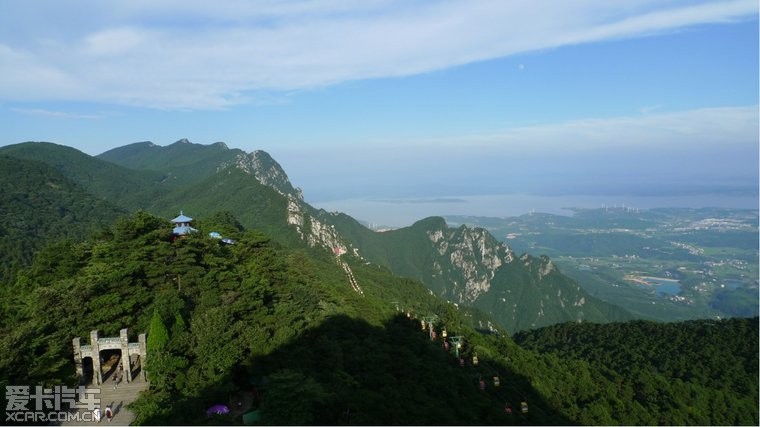 先来两张庐山风景的精华——含鄱口远眺