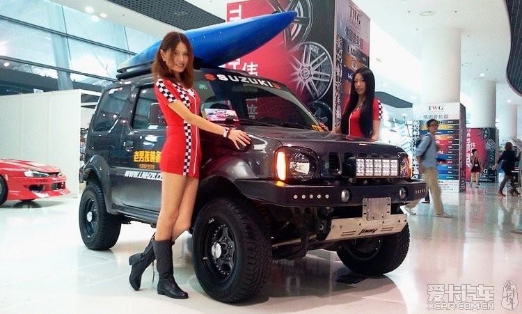 小吉参加2012CAS上海改装车展的精彩图片 众