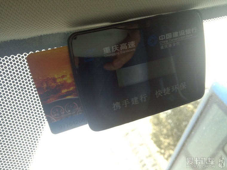 高速路不停车收费系统ETC装车效果照片!_重庆