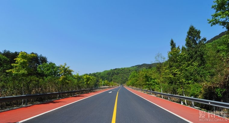 2013年晚春沿环湖公路围观千岛湖