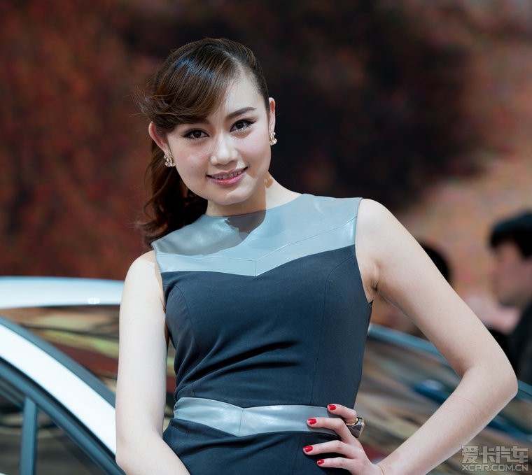 原创2013上海车展高清美女160多张 庆祝本人