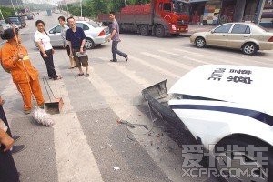 史上见义勇为的长安牛车:拦截疯狂的石头 - 欧