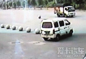 史上见义勇为的长安牛车:拦截疯狂的石头 - 欧