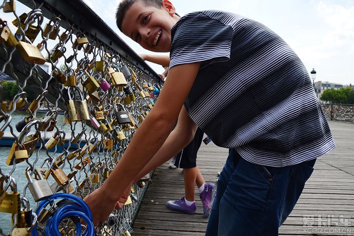 法国·祈愿恒久之爱的巴黎锁桥转 - 我为名品