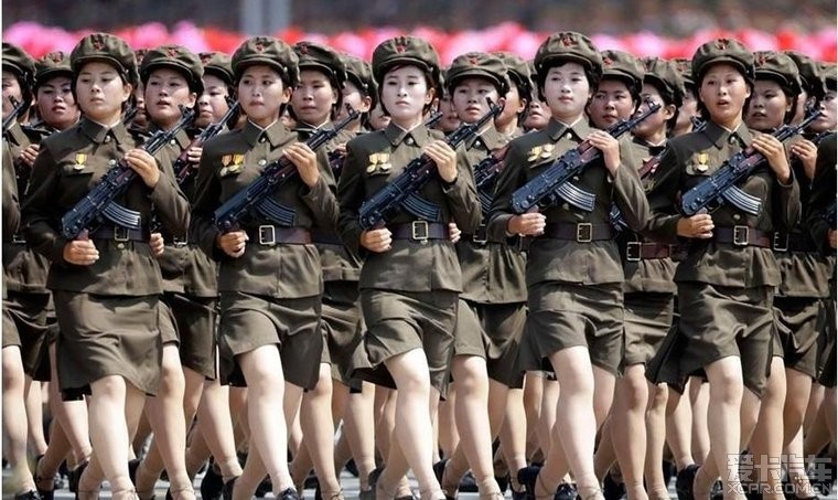 美腿女兵方阵:朝鲜停战60周年大阅兵的亮点_上