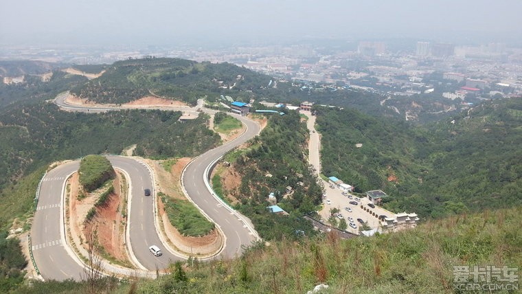 右下方是骊山景区