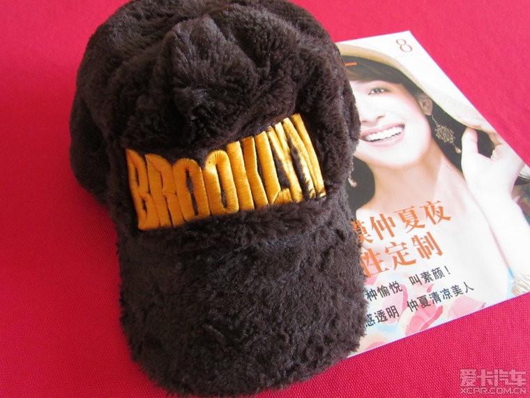 北京地区个人出时尚品牌全新女装帽子围巾断码