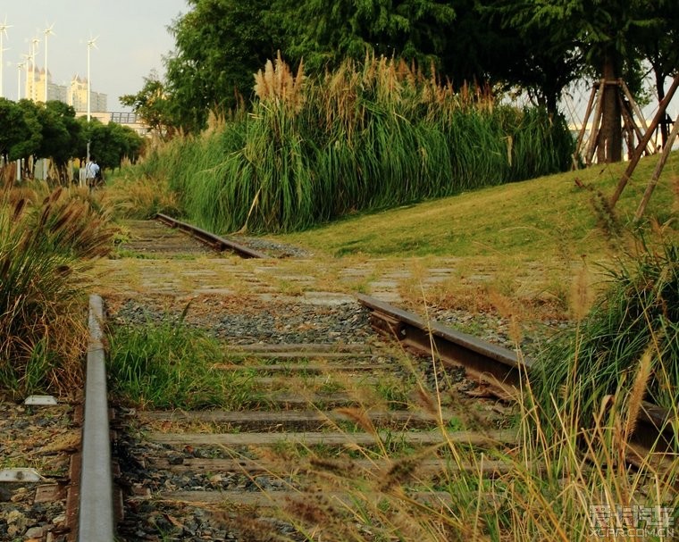 一段废弃的铁路 见证了城市的发展