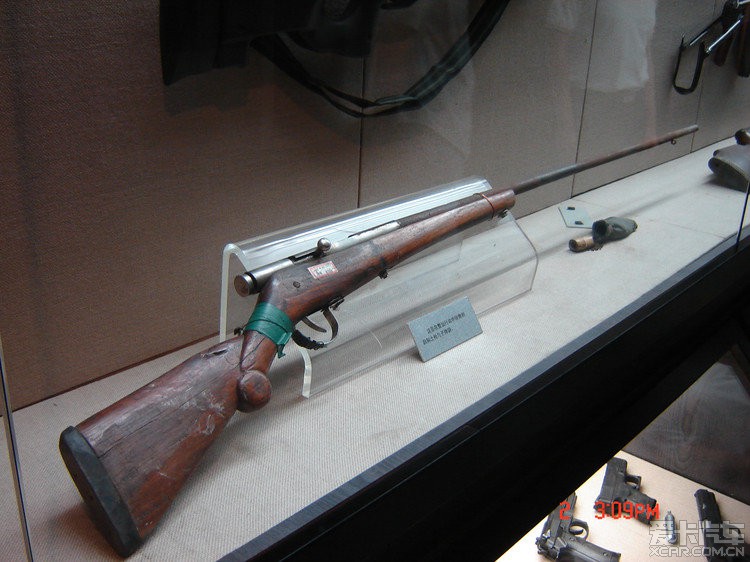 > 军迷有个好去处.(附高射机枪瞄准具工作原理)