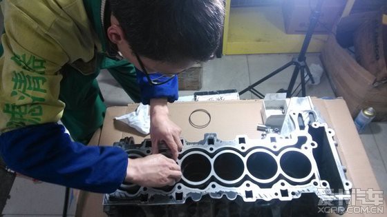 【精华】宝马N52铝镁发动机气缸体镗缸镶套珩