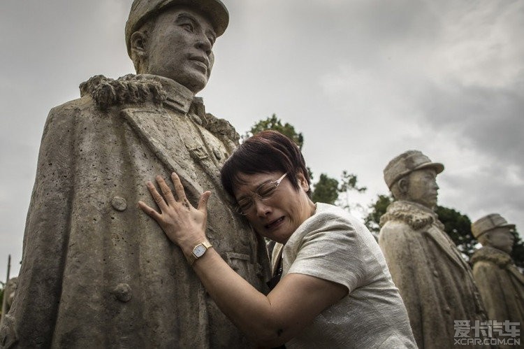 被称当代兵马俑的中国远征军雕塑群和大型雕