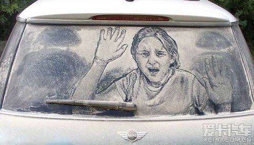 以后不洗车了,车窗的灰可以画画!_新君越论坛