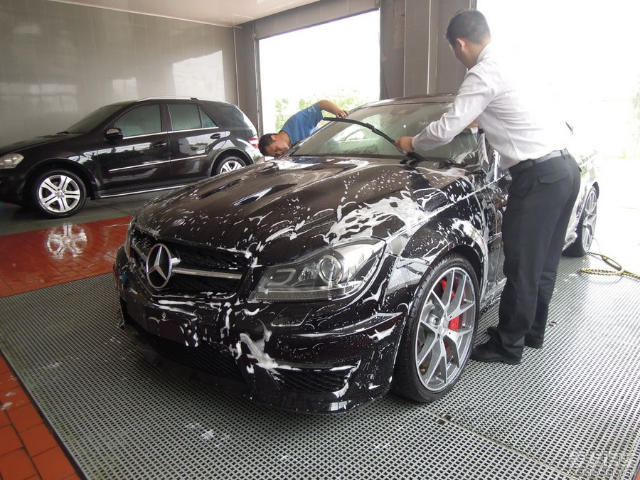 奔驰 C63 AMG 507 Coupe 黑车黑内 提车作业