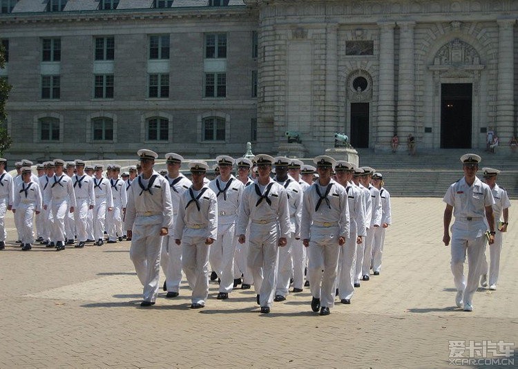 西点军校和海军大连舰艇学院2014年毕业典礼