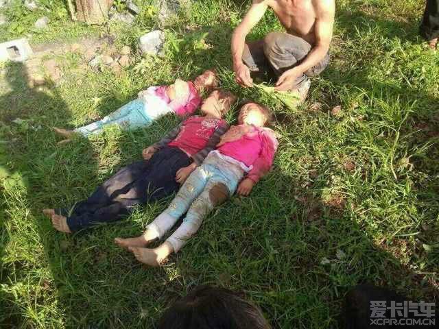 云南鲁甸地震,最新死人照片,小孩子太惨了,看哭