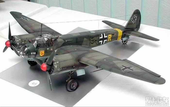 德国ju88轰炸机