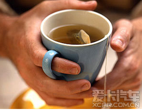 喝剩的茶竟是养生中药 喝完最好别倒掉(图)_河