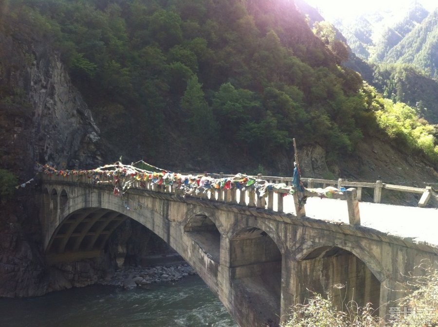 补发几张前段时间去四川康定贡嘎雪山看日照金