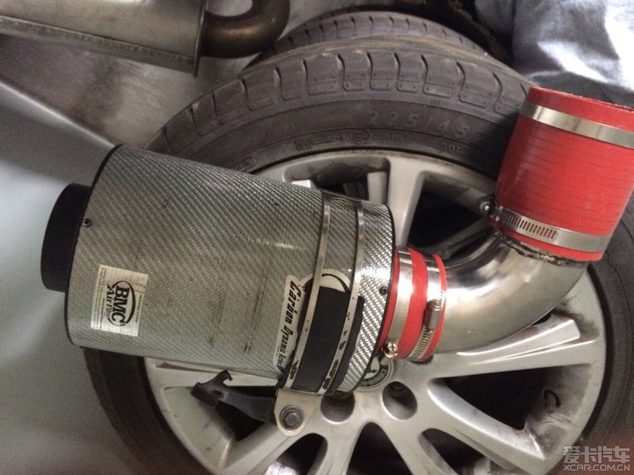 出斯科达RS轮胎轮毂225 45R17和原车行车记