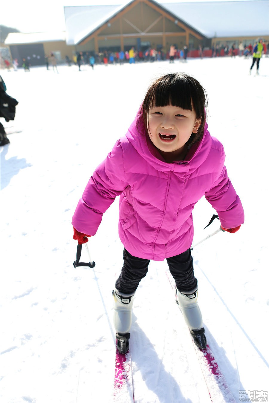 全家去滑雪,分享闺女第一次滑雪的快乐_英菲尼