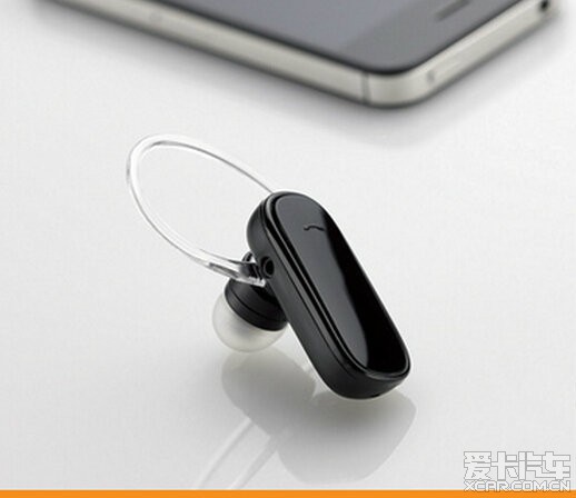 亏本卖了--日本品牌宜丽客ELECOM蓝牙耳机-