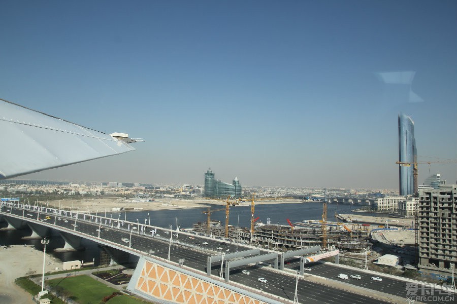 迪拜，小飞机，绕城航拍，原始视频。