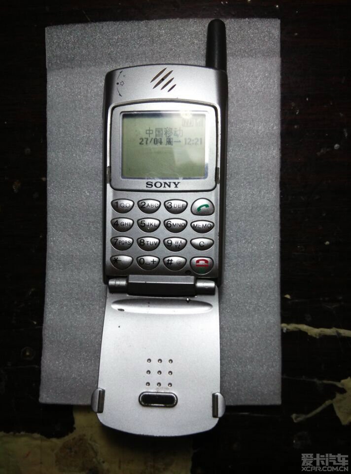 上几台2000年左右的古董手机,供怀念一下,爱立