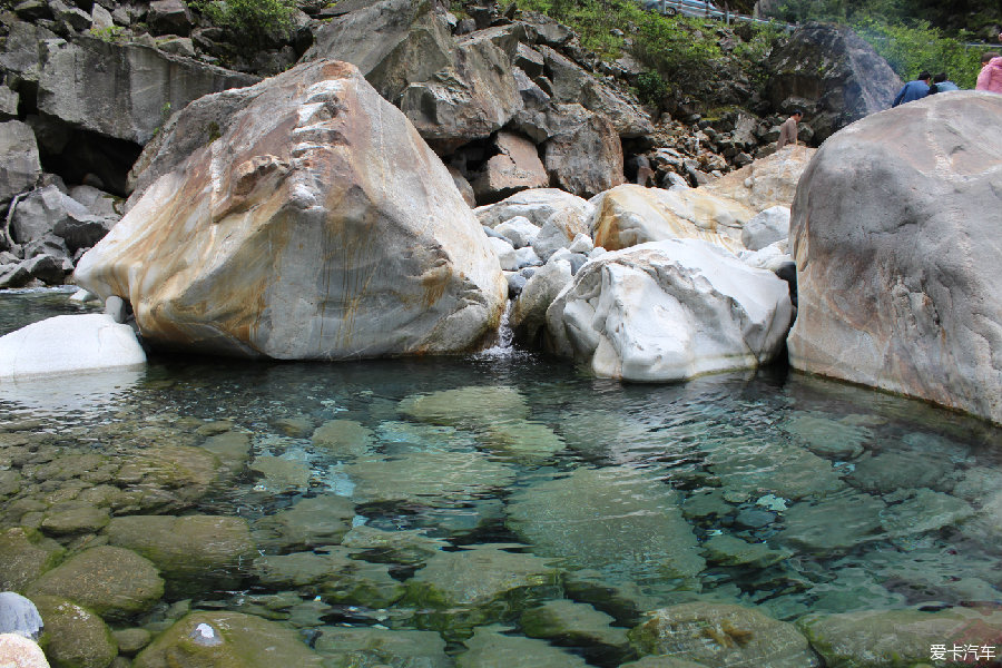 24田湾河风景区, 烧烤休闲!