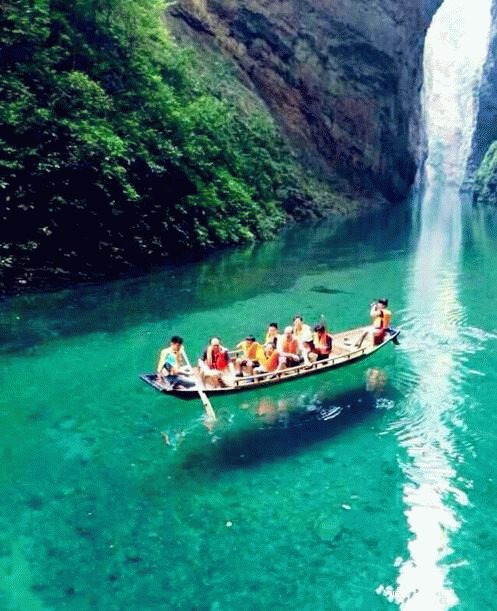 湖北恩施鹤峰屛山峡谷---人间仙境