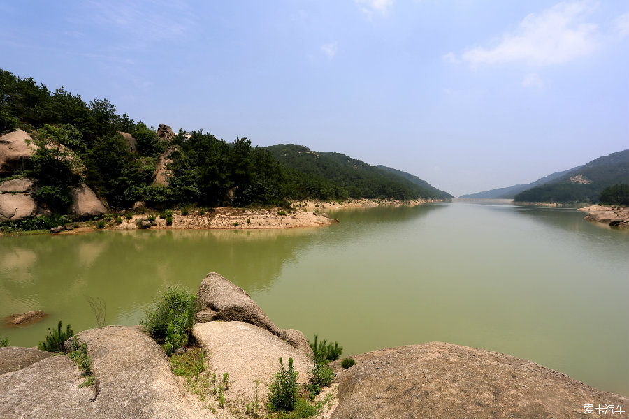 [转发 地貌奇特 游览湖北铁寨风景区