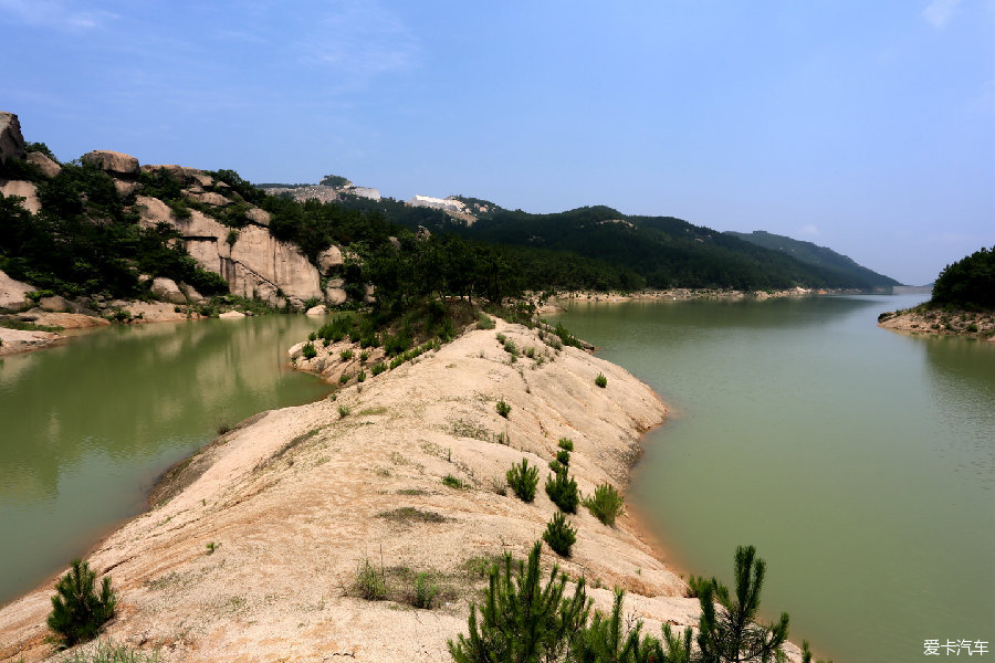 [转发 地貌奇特 游览湖北铁寨风景区