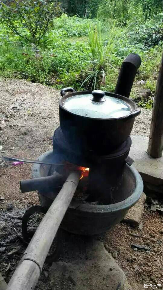 公鸡的头可以吃吗?