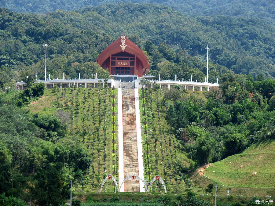 五指山上的黎祖大殿_花冠论坛_xcar 爱卡汽车俱乐部