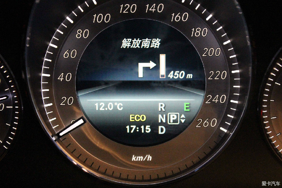 赞赞天津奔驰GLA200导航倒影轨迹雷达安装作