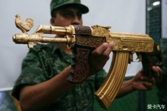 土豪用的武器:黄金枪pk领袖白银枪