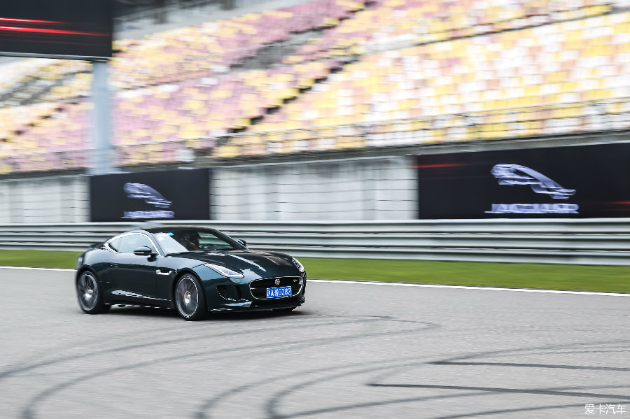 捷豹Jaguar全系上海F1国际赛车场赛道体验 邂