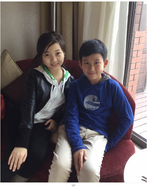 阿玛尼13岁政协代表和奥运女孩陈妙可_北京汽